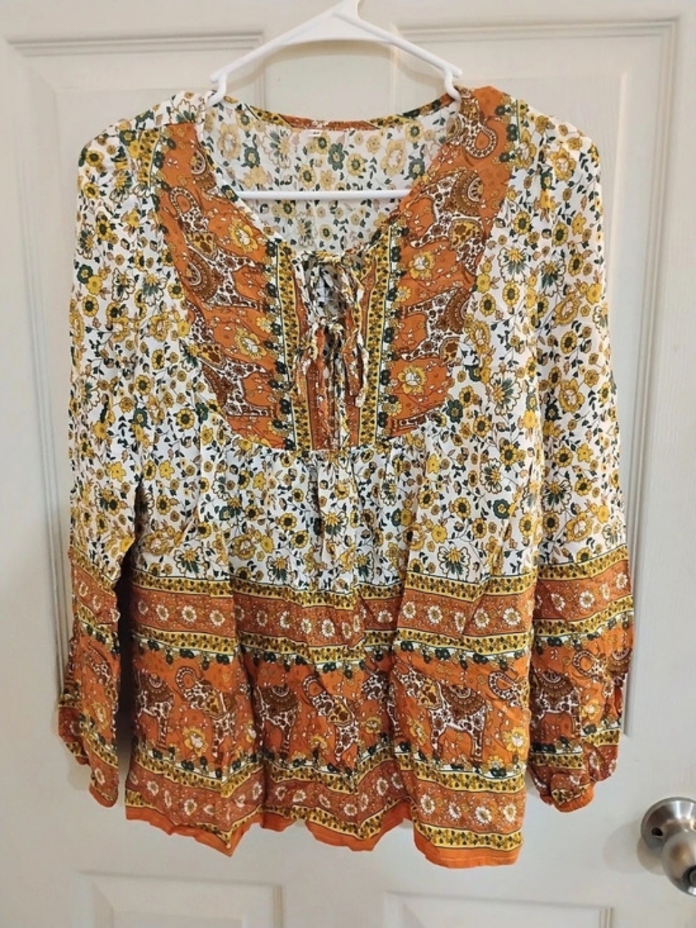 Floral Tunic in Orange & White Size Medium - Picture 2 of 13
